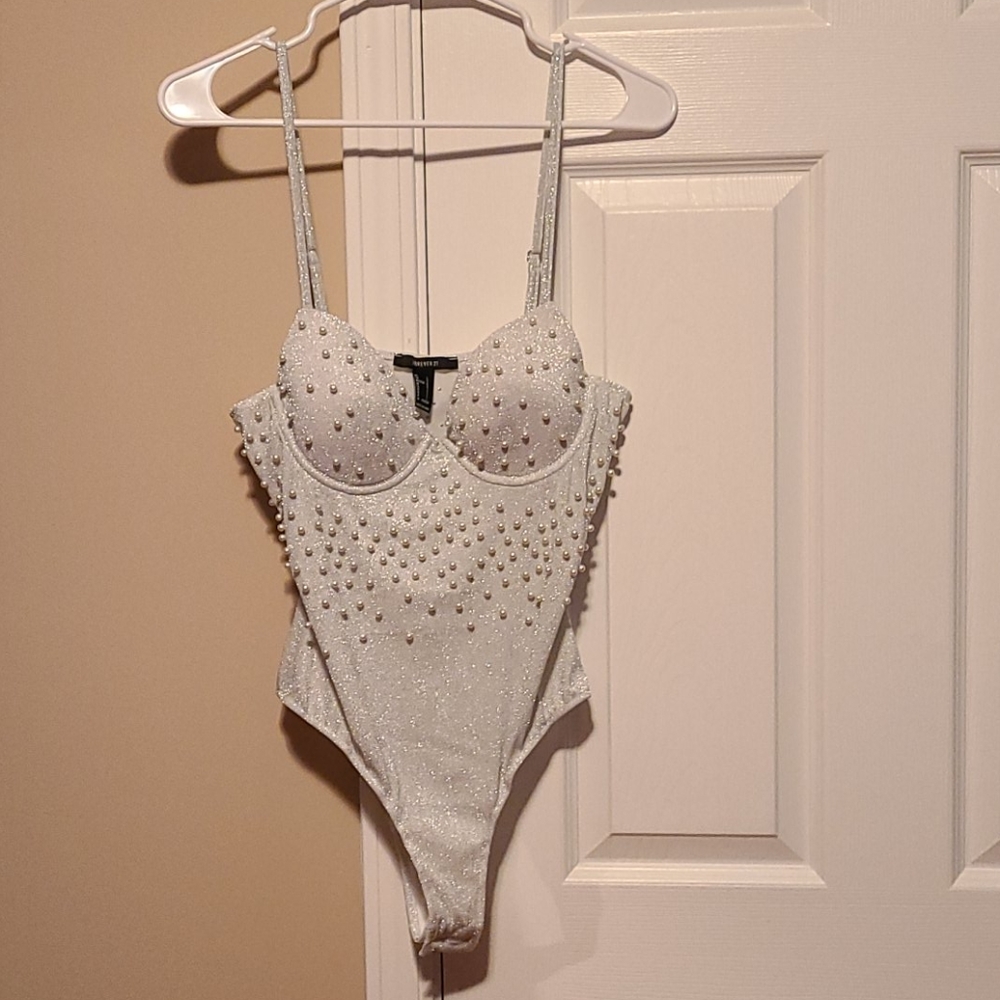 Forever 21 Silver Glitter Pearl Bodysuit Size L